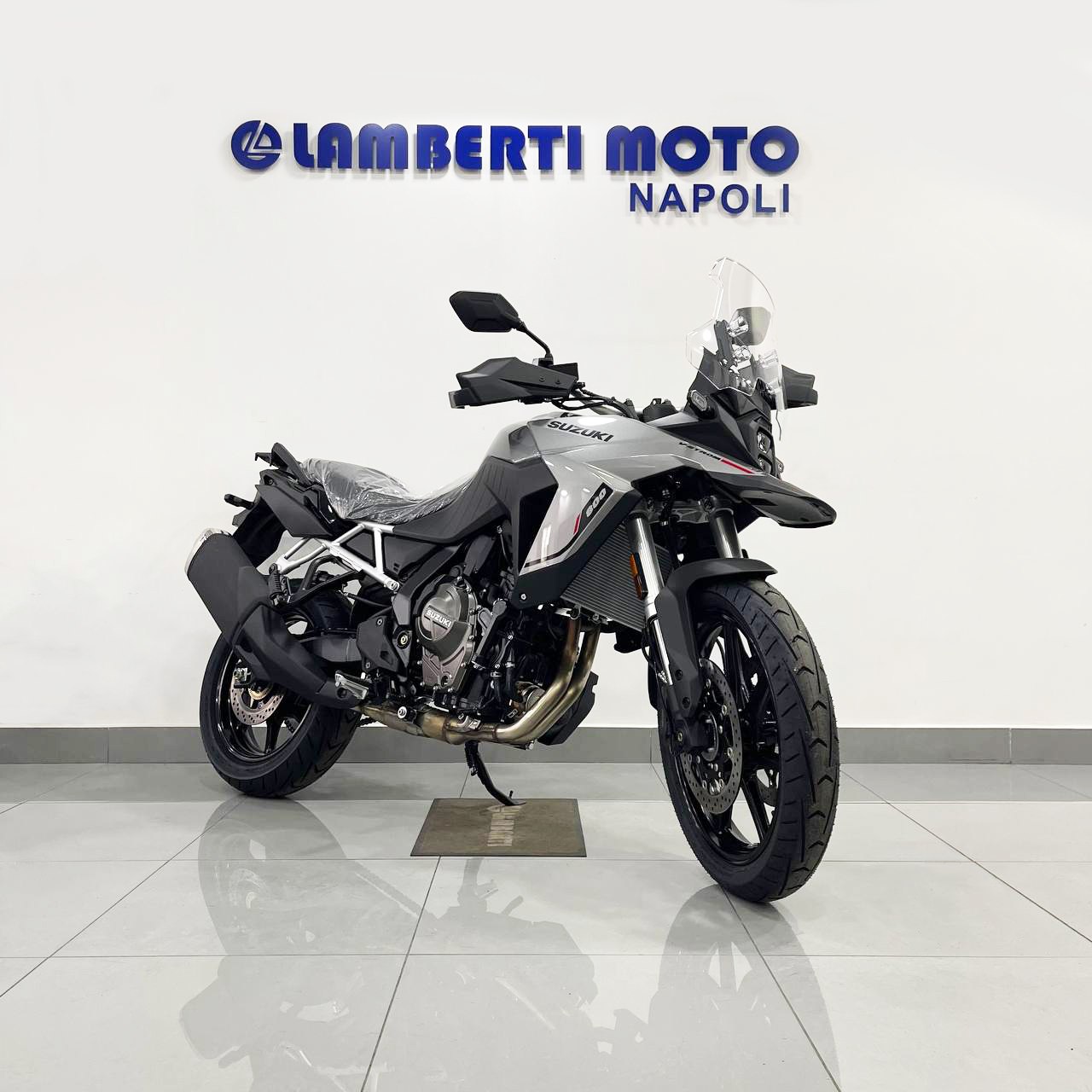 Suzuki Vstrom V Strom 800 Se grigio seattle 2026 - immagine 3