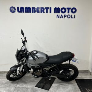 VOGE TROFEO 300 12/2025 - 735 KM